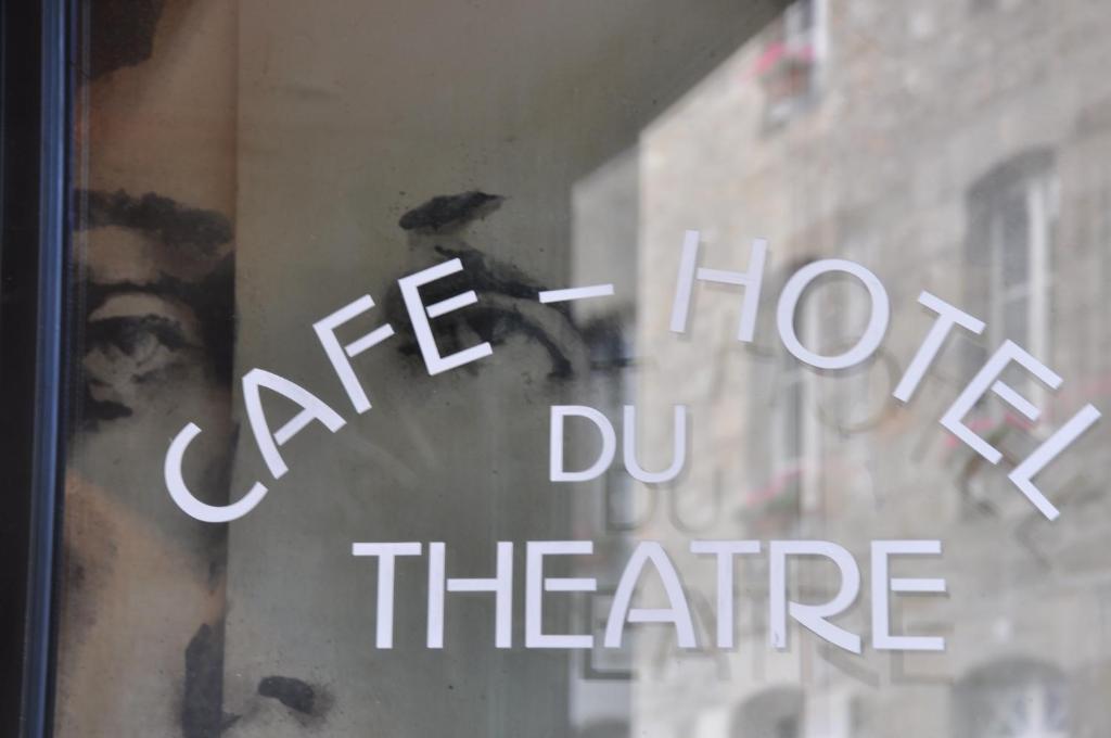 Cafe Hotel Du Theatre Dinan Oda fotoğraf