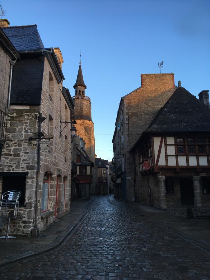 Cafe Hotel Du Theatre Dinan Dış mekan fotoğraf